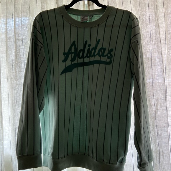 Adidas Sweatshirt - Picture 3 of 4